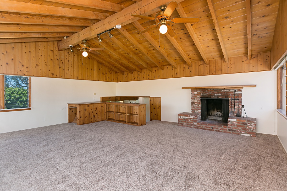 1925 Valley Road Oceanside, CA 92056 - Photo 8 of 24 Gallery Image 8