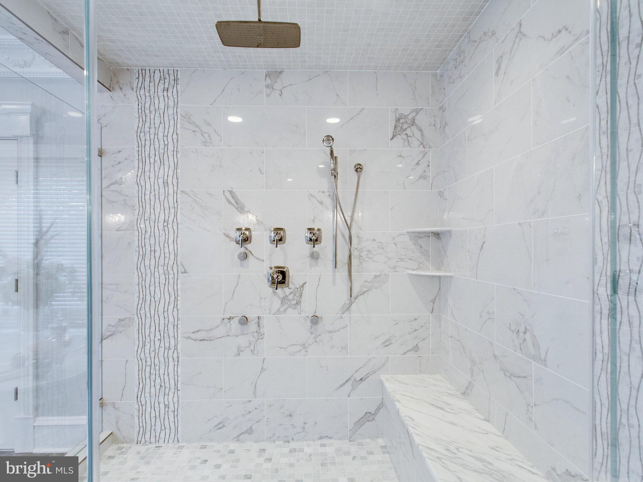 500 River Bend Road Great Falls, VA 22066 - Photo 21 of 28 Bath (Master)