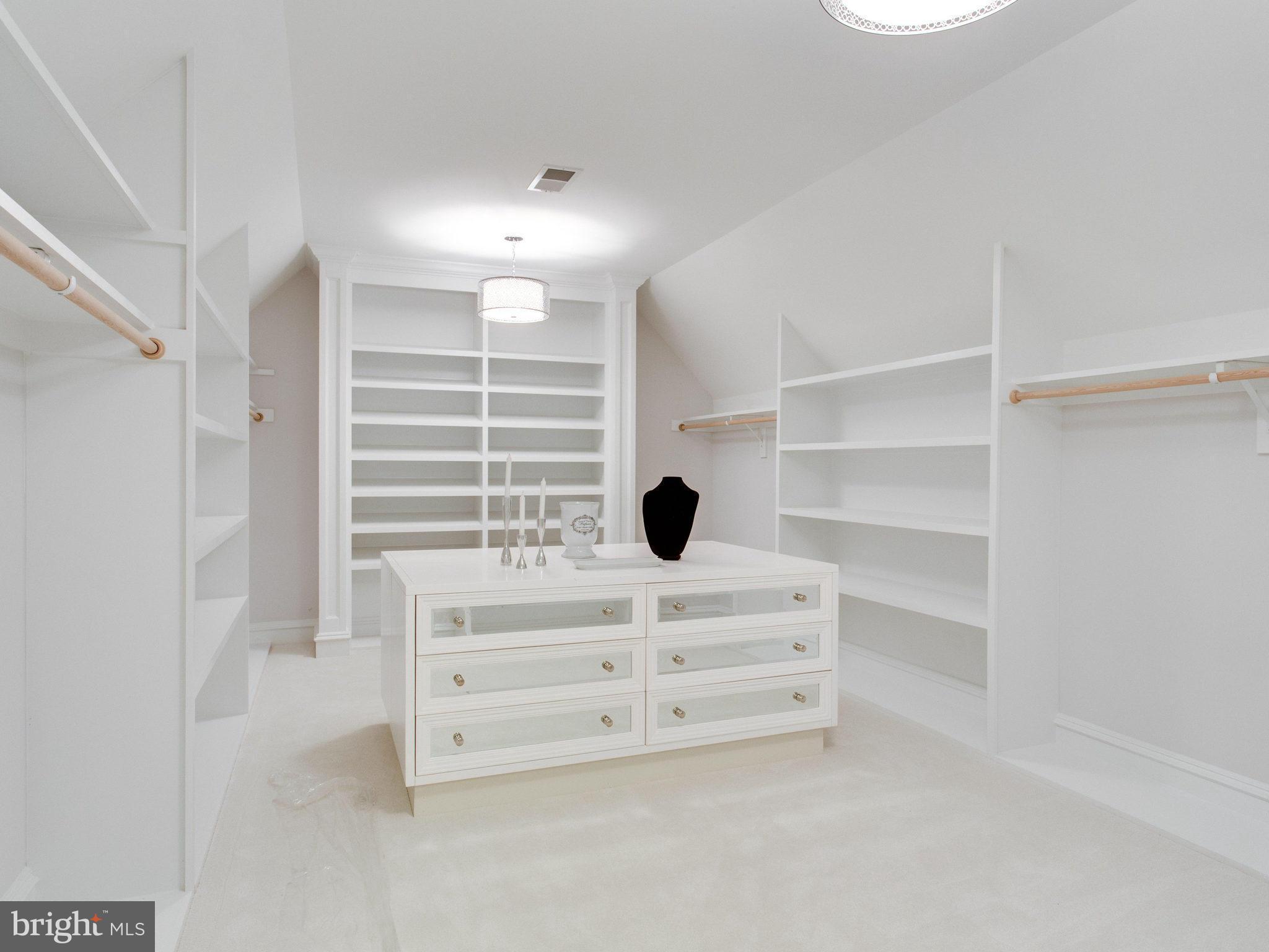 500 River Bend Road Great Falls, VA 22066 - Photo 22 of 28 Master Bedroom Closet 1