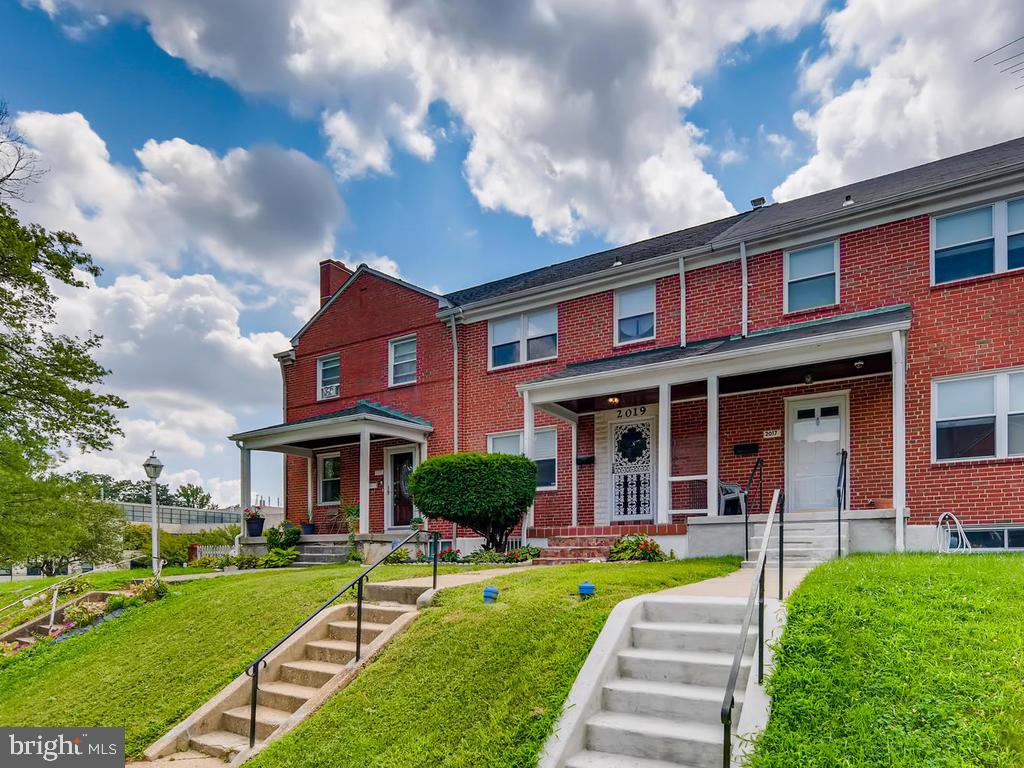 2019 Winford Road Baltimore, MD 21239 - Photo 3 of 27