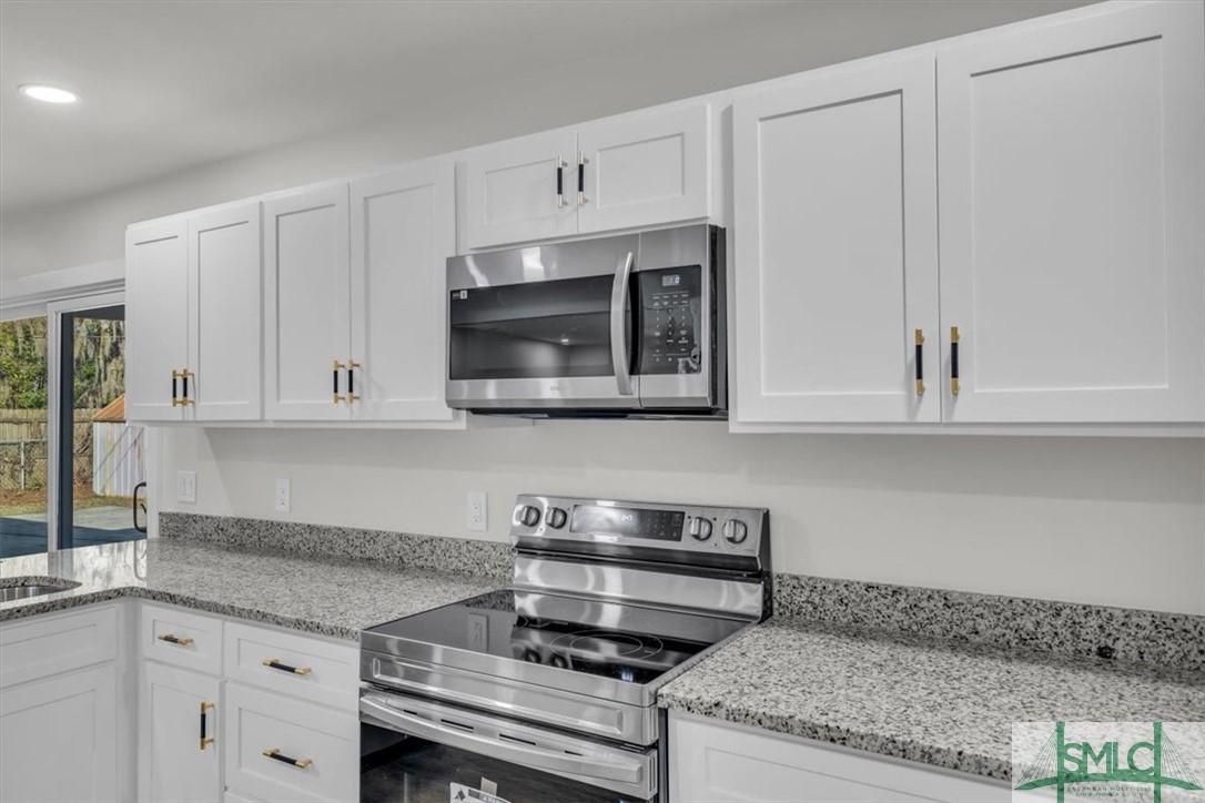 308 Sharondale Road Savannah, GA 31419 - Photo 15 of 44