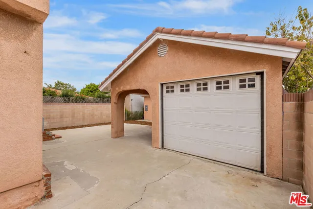 $1,149,999 | 1060 McFarland Avenue, Wilmington, CA 90744