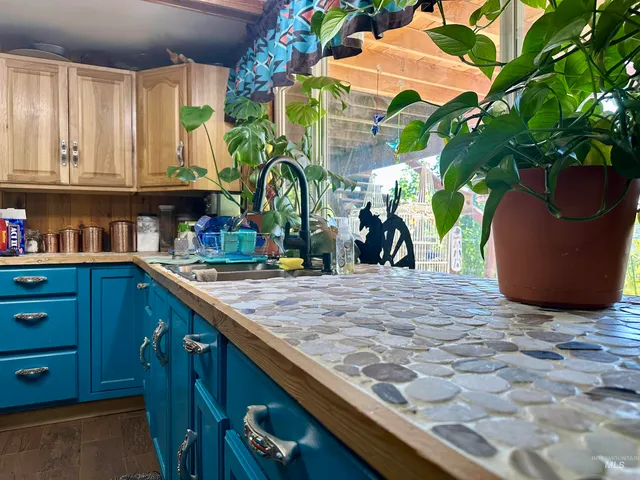 $599,000 | 1127 Ridgewood Drive, Kamiah, ID 83536