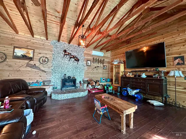 $599,000 | 1127 Ridgewood Drive, Kamiah, ID 83536