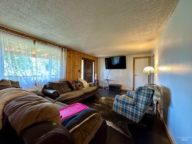 $599,000 | 1127 Ridgewood Drive, Kamiah, ID 83536