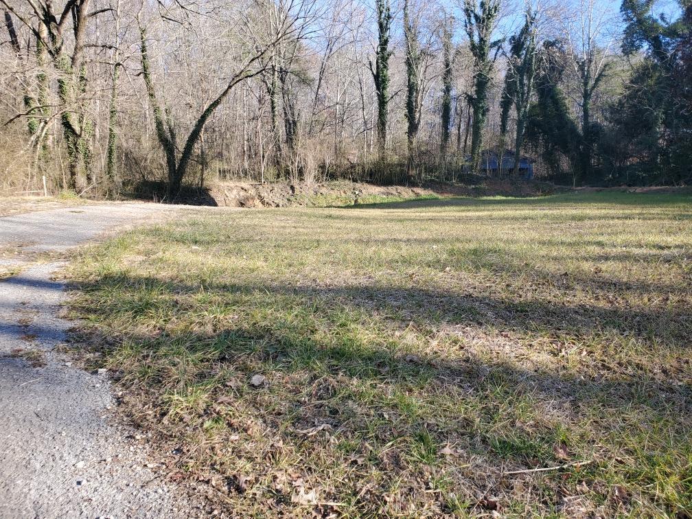 577 Carroll Hollow Road Clinton, TN 37716 - Photo 1 of 2 IMG_3272