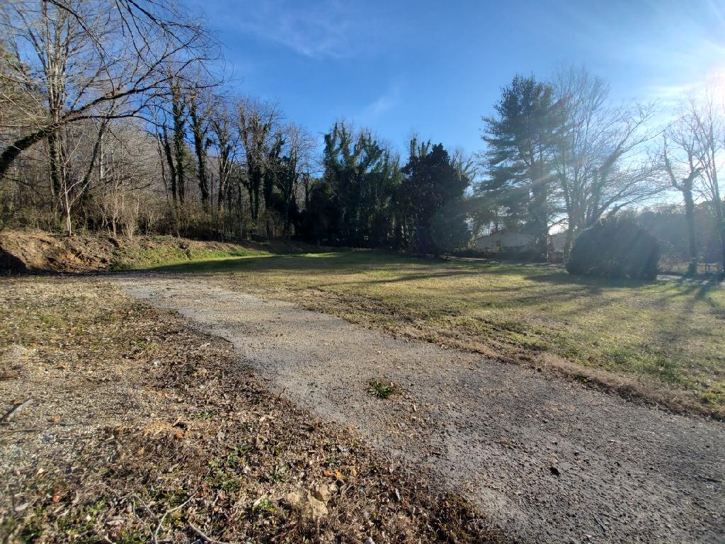 577 Carroll Hollow Road Clinton, TN 37716 - Photo 2 of 2 IMG_3275
