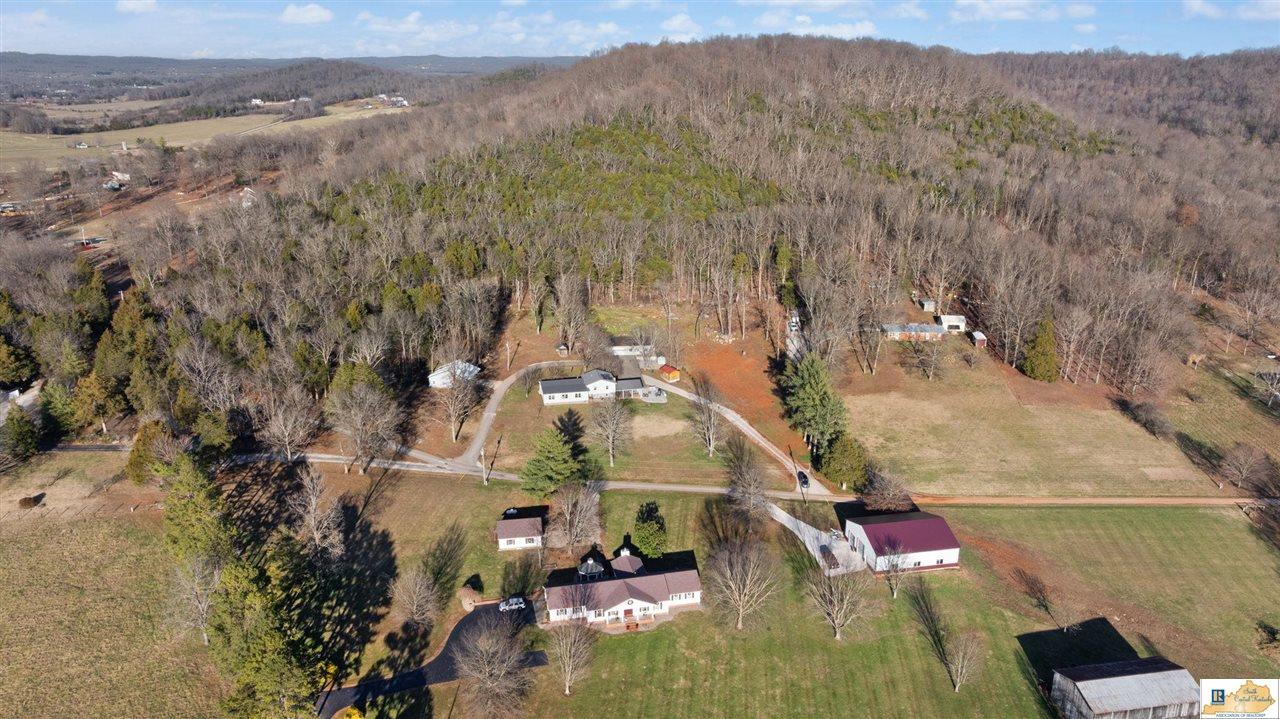 698 Rowletts Road Horse Cave, KY 42749 - Photo 78 of 99 Gallery Image 78