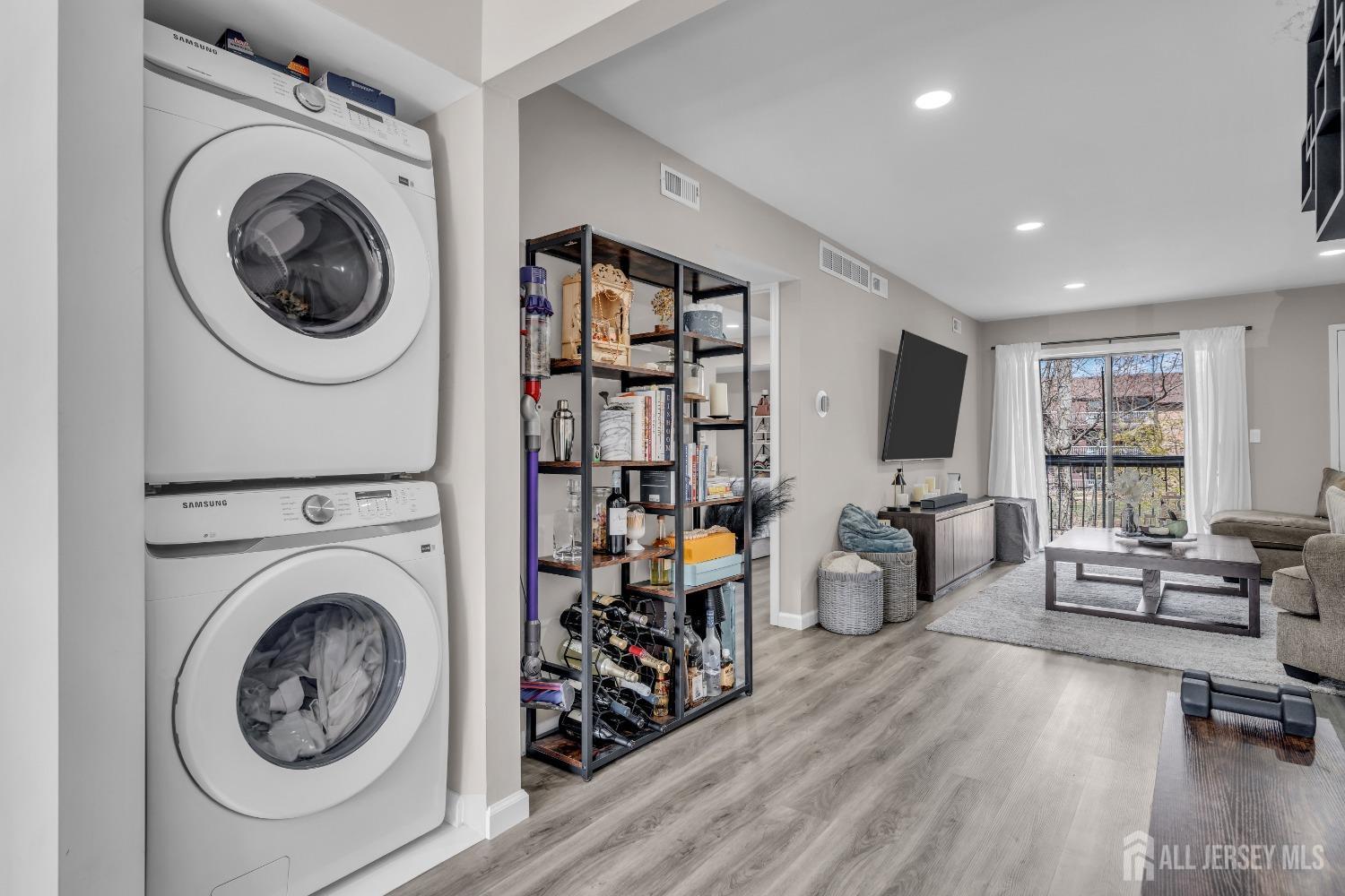 1933 Raspberry Court Edison, NJ 08817 - Photo 15 of 30 a view of a living room and dining room