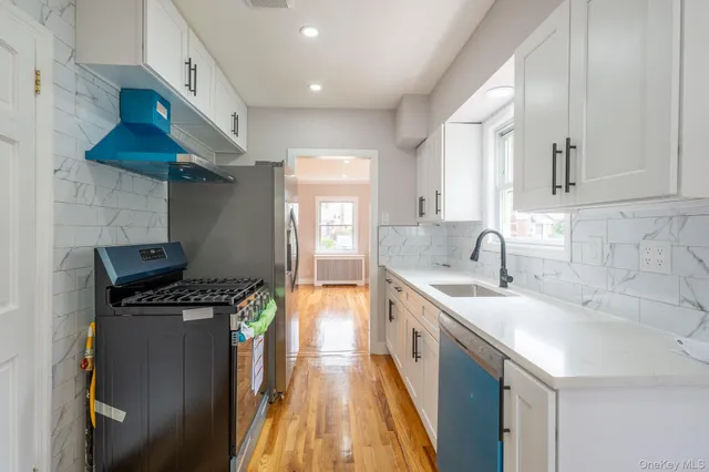 $899,999 | 130-16 232nd Street | Laurelton