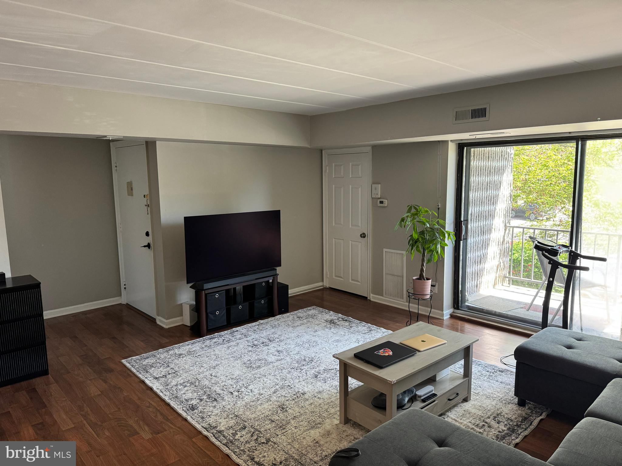283 East Village Road Southampton, PA 18966 - Photo 10 of 11