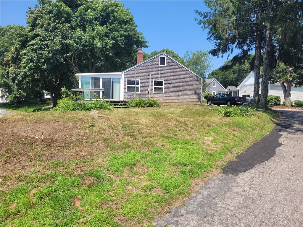 1 Betty Hill Road Narragansett, RI 02882 - Photo 4 of 21