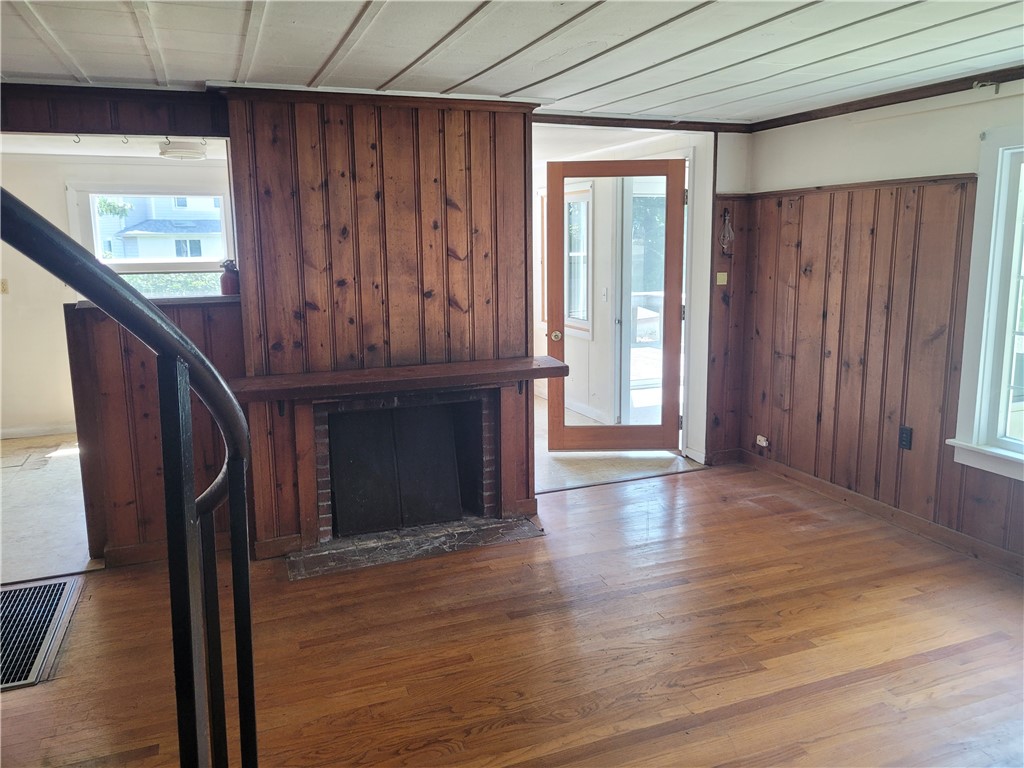 1 Betty Hill Road Narragansett, RI 02882 - Photo 8 of 21