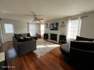 $2,200 | 102 Newhan Lane, Jacksonville, NC 28546