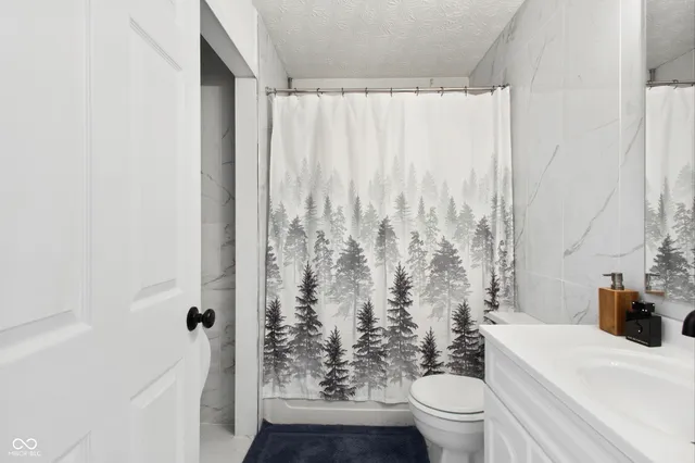 $282,000 | 6614 Discovery Drive South, Indianapolis, IN 46250