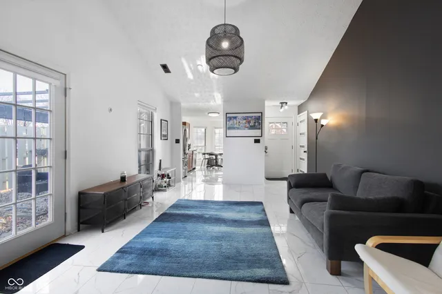 $282,000 | 6614 Discovery Drive South, Indianapolis, IN 46250