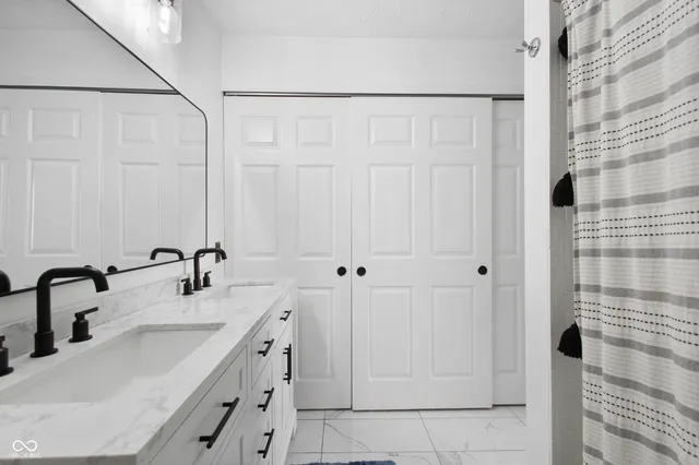 $282,000 | 6614 Discovery Drive South, Indianapolis, IN 46250