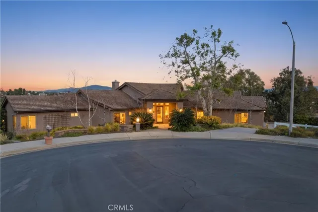 $1,250,000 | 31638 Avenida Del Reposo, Temecula, CA 92591