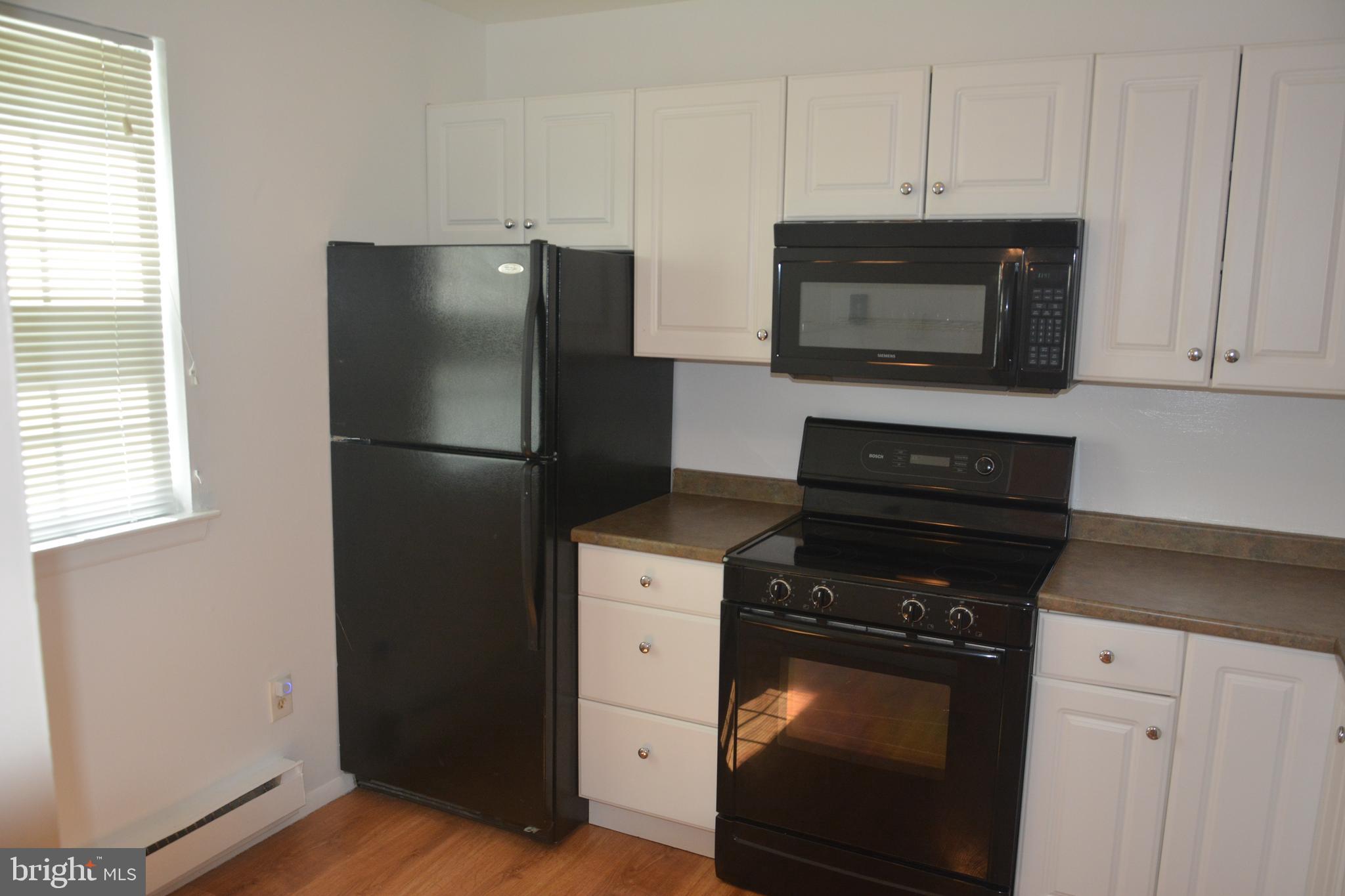 178 Elephant Road, Unit C29 Dublin, PA 18917 - Photo 8 of 23 Kitchen