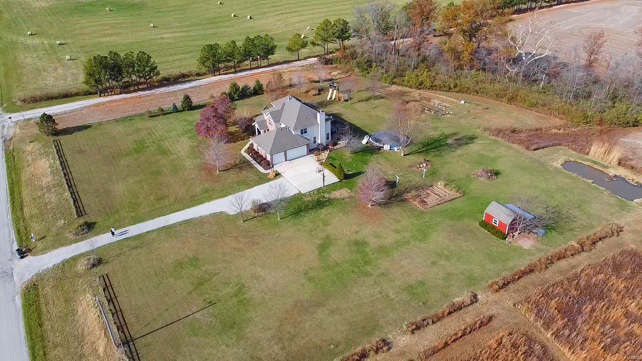 6023 Martini Road Waterloo, IL 62298 - Photo 3 of 99
