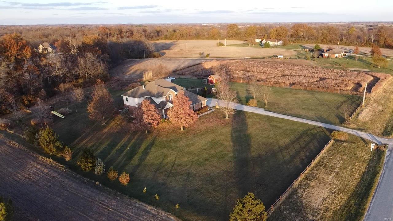 6023 Martini Road Waterloo, IL 62298 - Photo 4 of 99