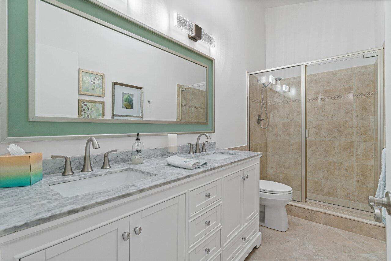 5539 Eton Court Boca Raton, FL 33486 - Photo 26 of 41 BEAUTIFUL UPDATED GUEST BATH