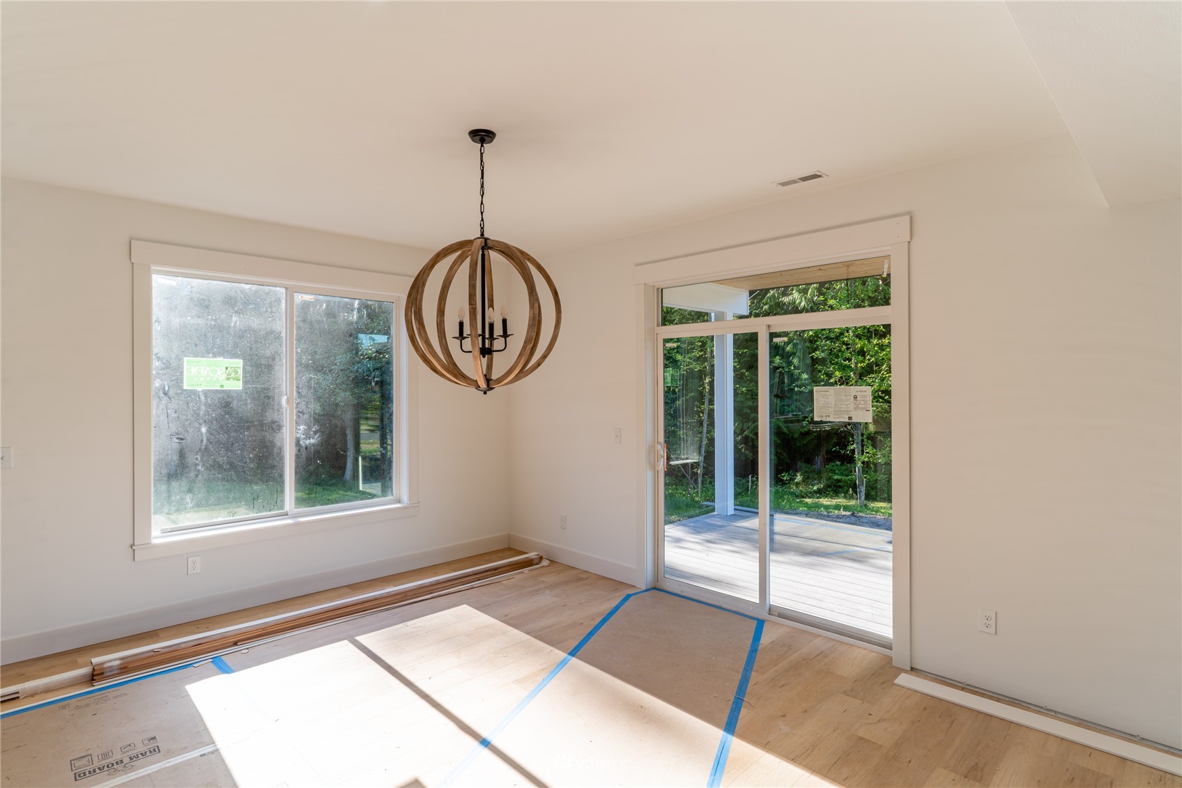 2284 South 19th Street Mount Vernon, WA 98274 - Photo 14 of 29 a view of an entryway with wooden floor