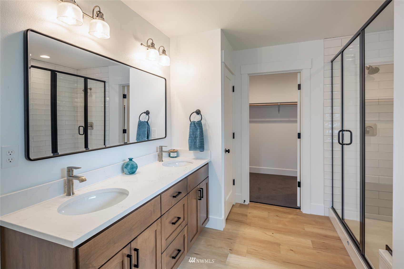 2284 South 19th Street Mount Vernon, WA 98274 - Photo 24 of 29 a bathroom with a double vanity sink mirror and shower