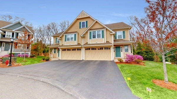 6 Robinson Road, Unit 7 Lexington, MA 02420 - Photo 2 of 20