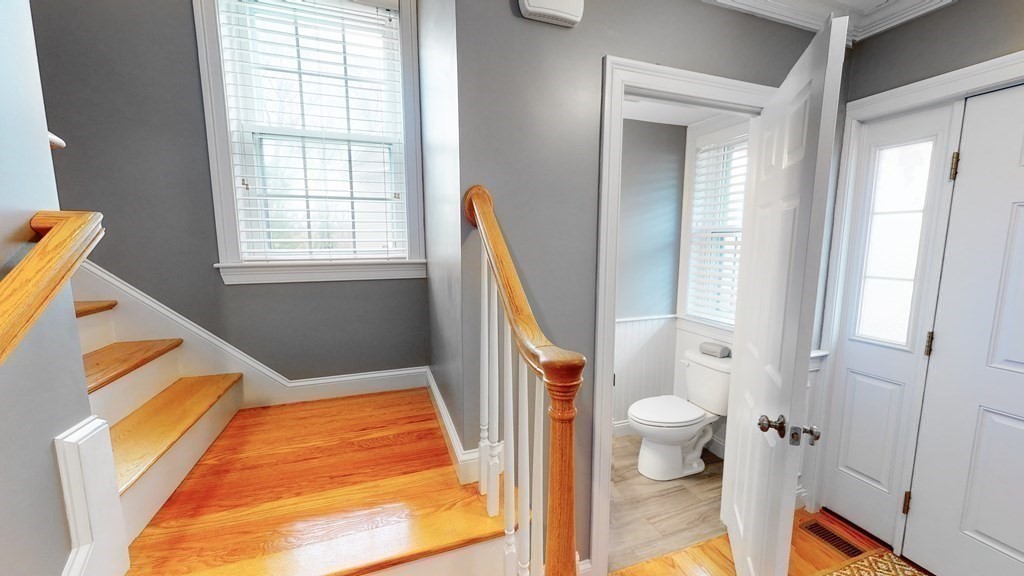 6 Robinson Road, Unit 7 Lexington, MA 02420 - Photo 8 of 20