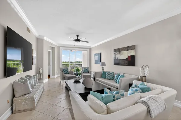 $3,200 | 22703 Camino Del Mar, Unit 64, Boca Raton, FL 33433