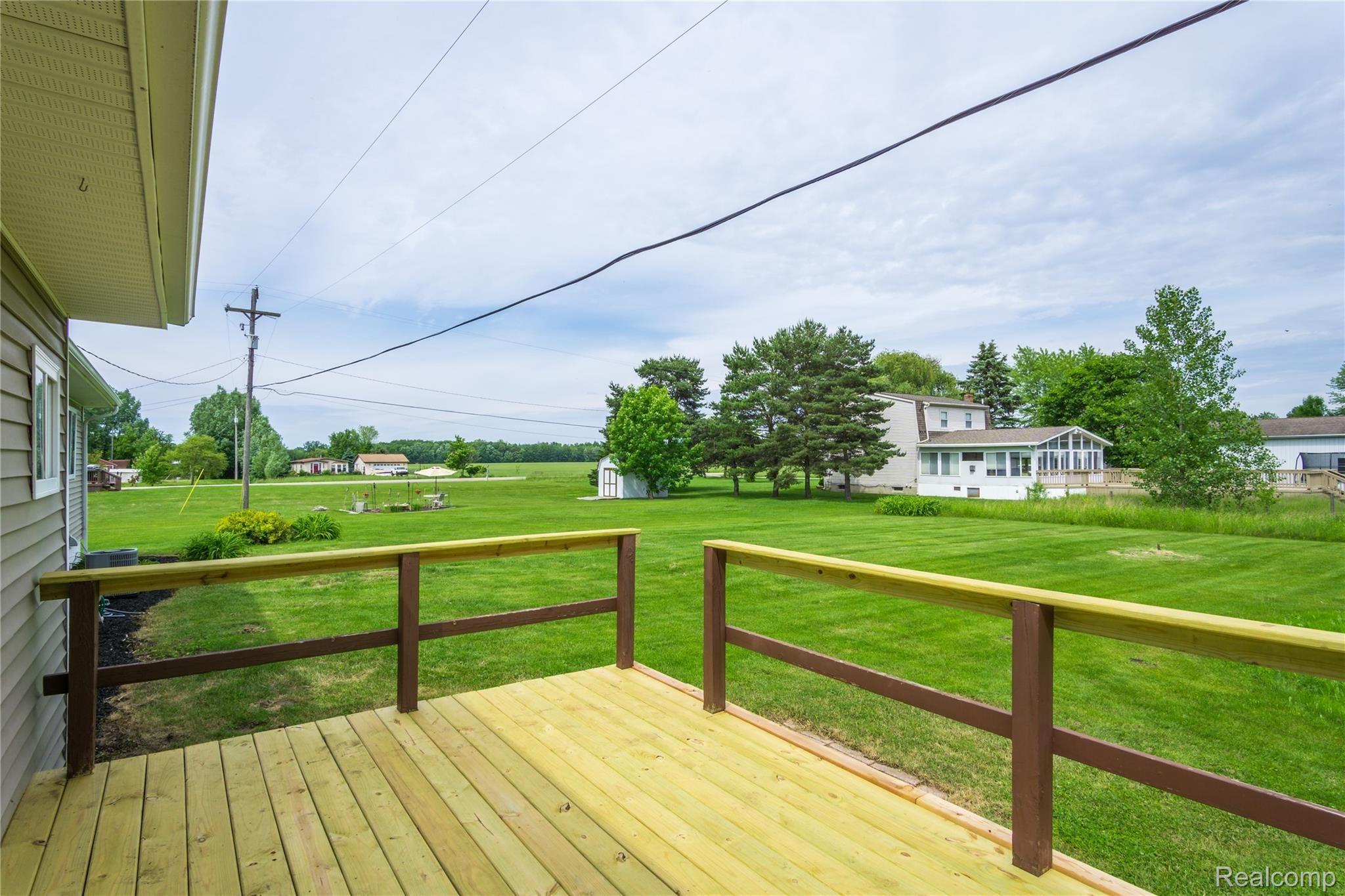 8530 Duffield Road Flushing, MI 48433 - Photo 28 of 29 Exteriors (8 of 10).jpg