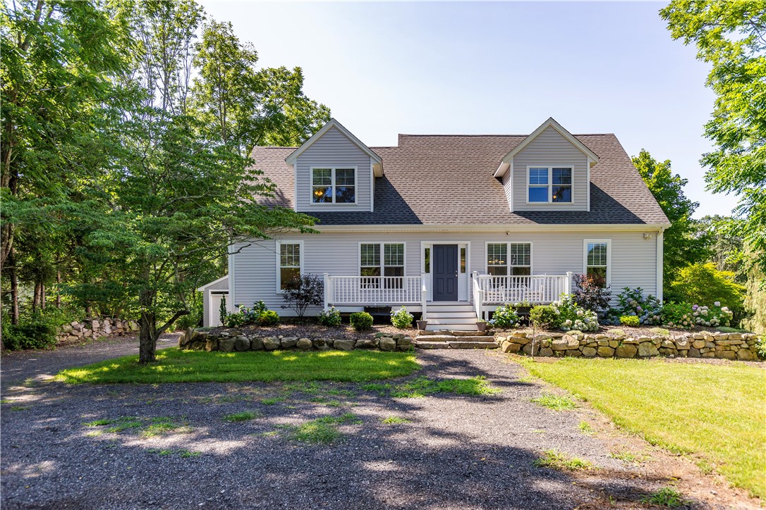 1180 Middle Road East Greenwich, RI 02818 - Photo 2 of 47 Gallery Image 2