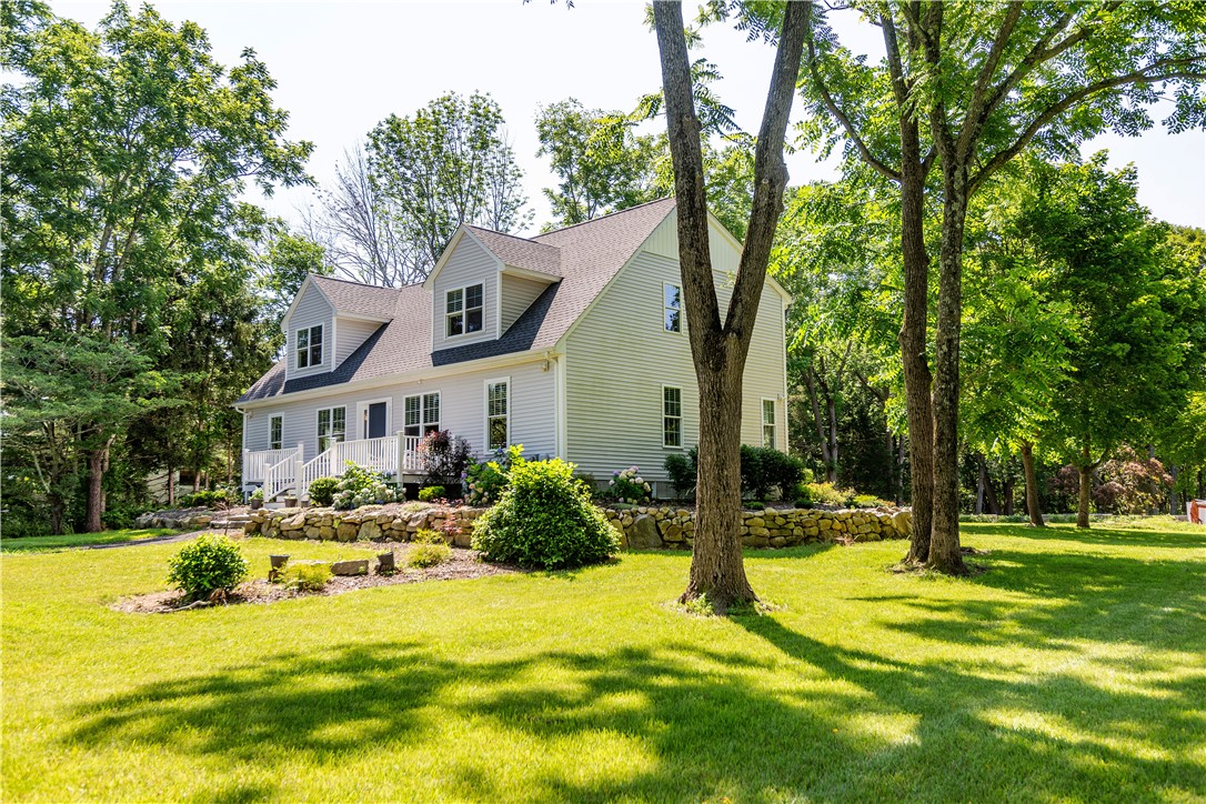 1180 Middle Road East Greenwich, RI 02818 - Photo 4 of 47 Gallery Image 4