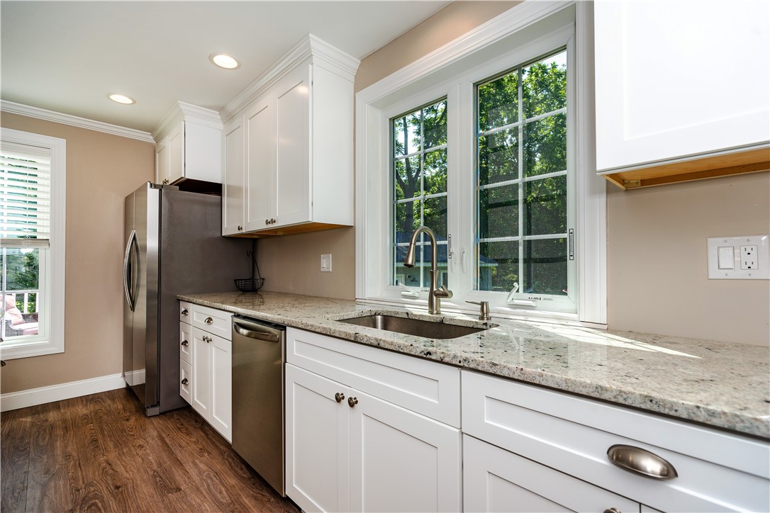 1180 Middle Road East Greenwich, RI 02818 - Photo 10 of 47 Gallery Image 10