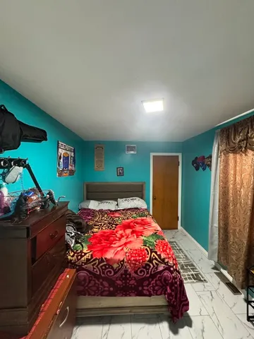 $265,000 | 10407 South Avenue O, Chicago, IL 60617