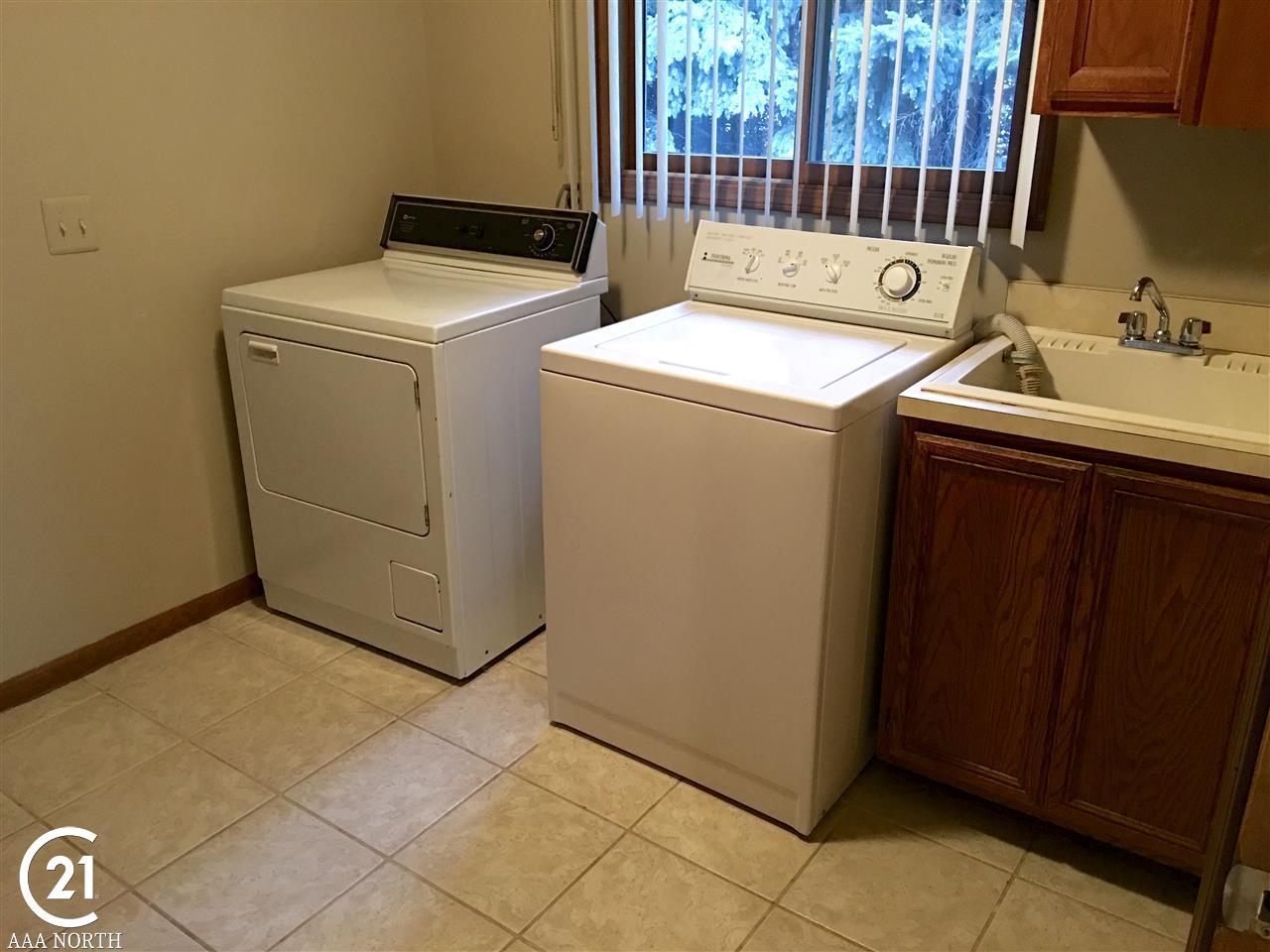46946 Barbara Road Macomb, MI 48044 - Photo 39 of 50