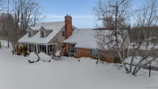 $389,500 | 1330 Sturgeon Point Road, Evans, NY 14047