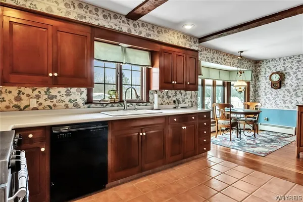 $389,500 | 1330 Sturgeon Point Road, Evans, NY 14047