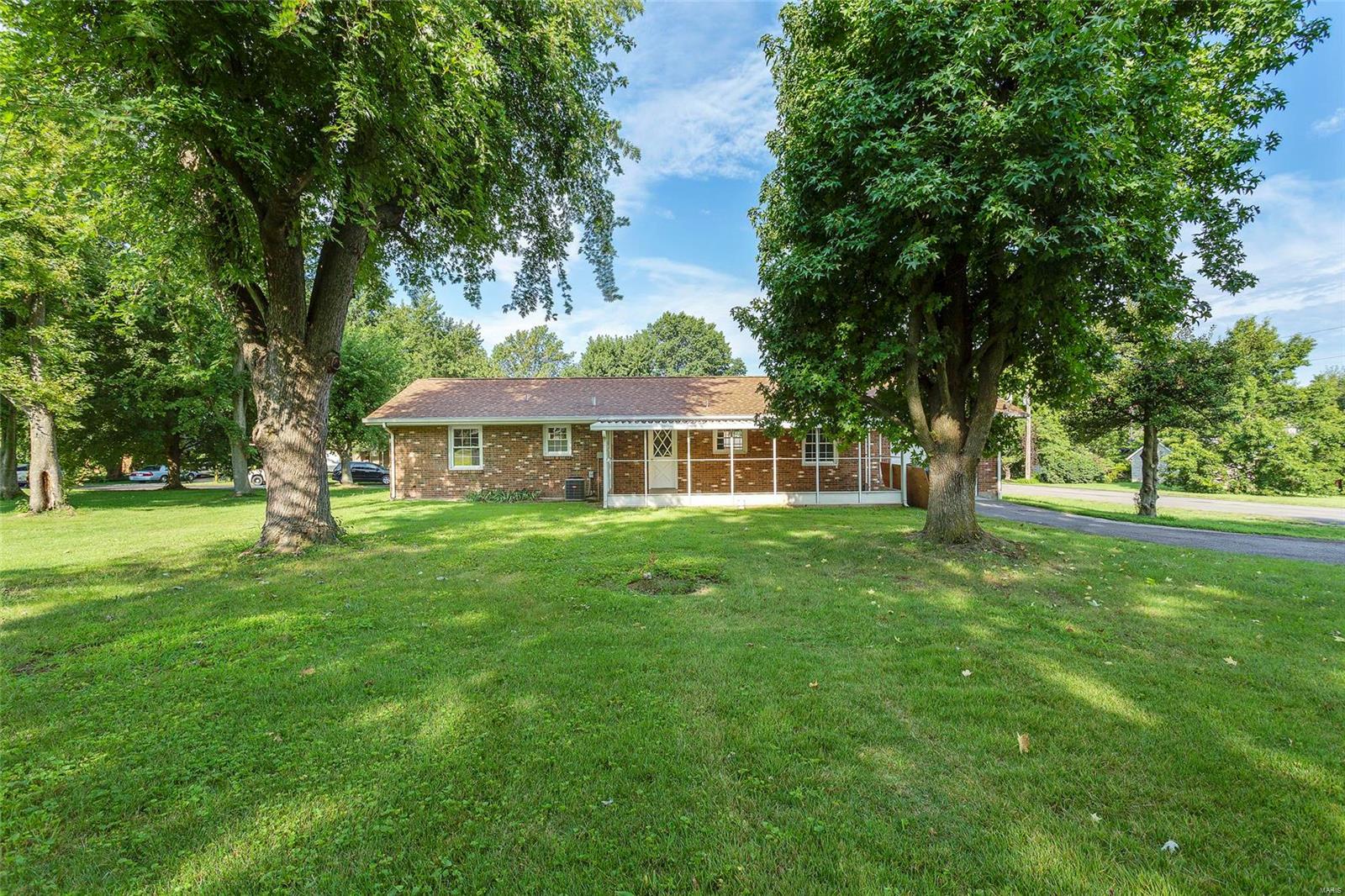 28 Victor Street Waterloo, IL 62298 - Photo 6 of 32