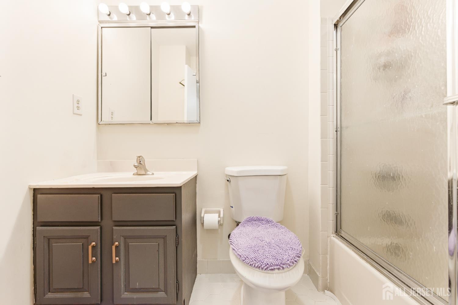 29 Exeter Court Somerset, NJ 08873 - Photo 23 of 30