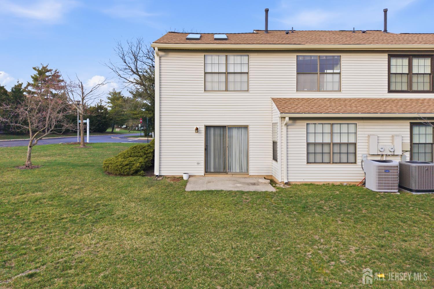 29 Exeter Court Somerset, NJ 08873 - Photo 25 of 30