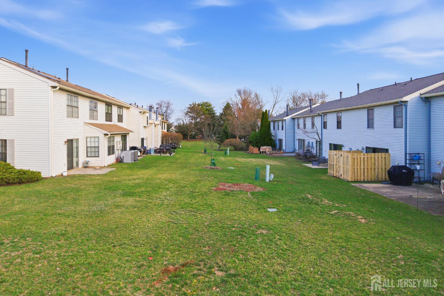 29 Exeter Court Somerset, NJ 08873 - Photo 27 of 30