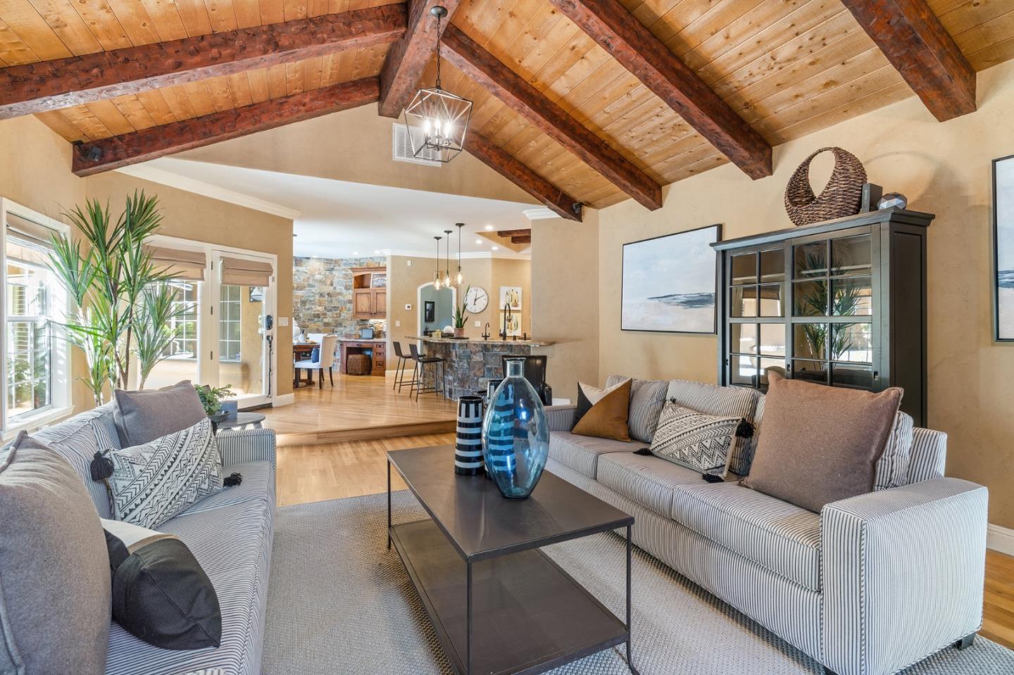 2395 Ric Drive Gilroy, CA 95020 - Photo 18 of 100