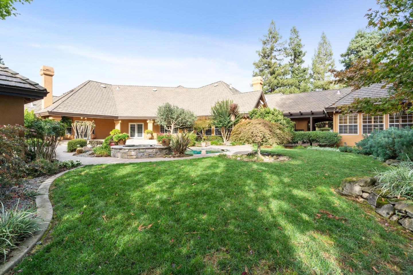 2395 Ric Drive Gilroy, CA 95020 - Photo 80 of 100 a front view of a house with garden
