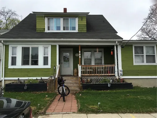 $525,000 | 232 Flint Avenue, Cranston, RI 02910