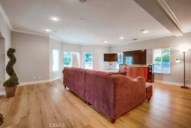 $1,688,000 | 322 East 19th Street, Upland, CA 91784