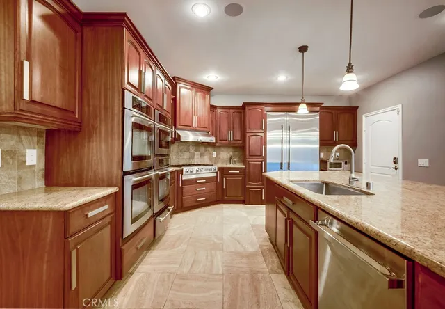 $1,688,000 | 322 East 19th Street, Upland, CA 91784