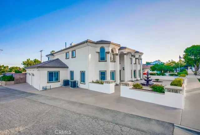 $1,688,000 | 322 East 19th Street, Upland, CA 91784
