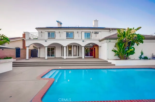 $1,688,000 | 322 East 19th Street, Upland, CA 91784